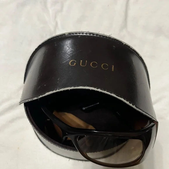 Gucci Black Sunglasses Case - Picture 4 of 11